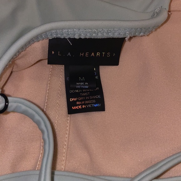 LA Hearts One-Piece - Picture 3 of 5